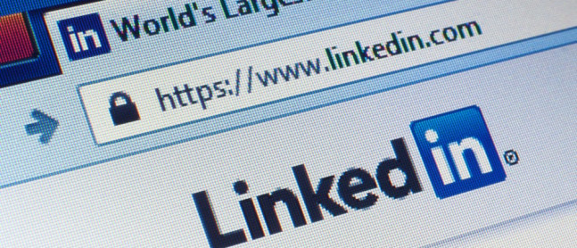 A High Impact Resume & An Outstanding LinkedIn Profile – 5 Points of Difference